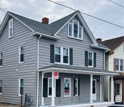 Building Photo - 520 S Kent St