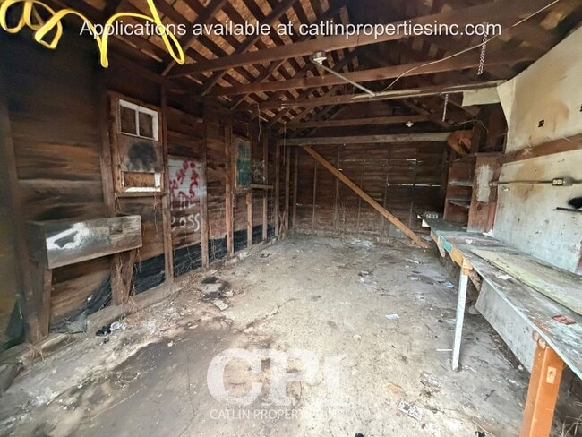 Building Photo - 1213 Ross Ave