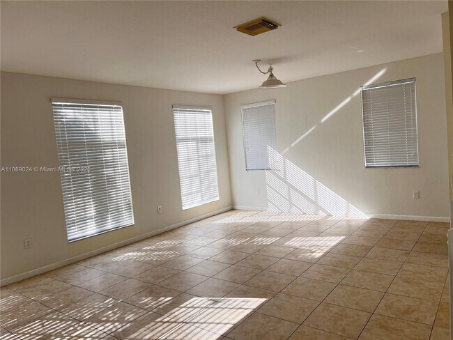 Building Photo - 27379 SW 143rd Ct