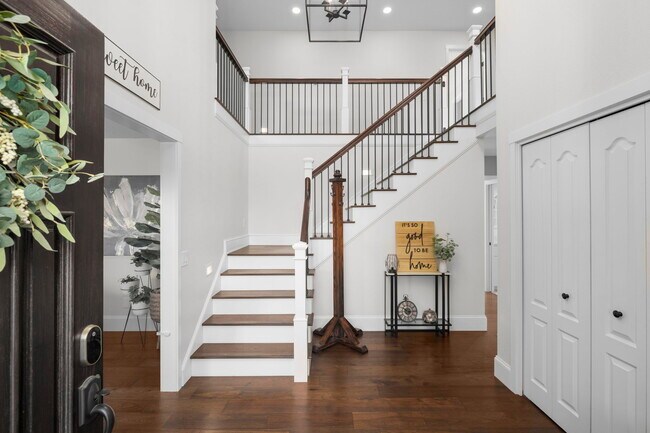 Building Photo - 7874 SW Bayberry Dr