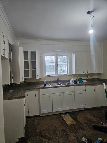 Building Photo - 71 N Genesee St