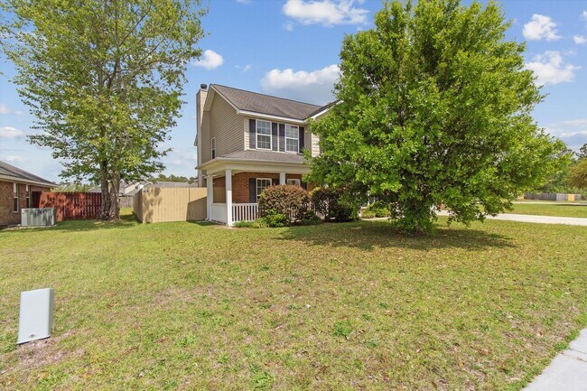 Building Photo - AVAILABLE JUNE [PETS PERMITTED]