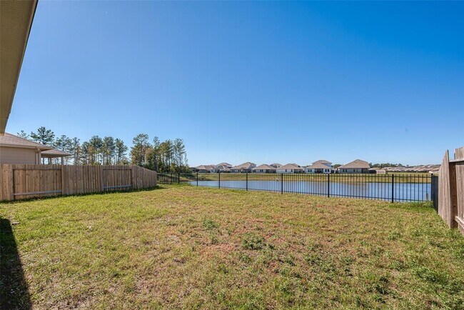 Building Photo - 14633 E Pine Heart Dr