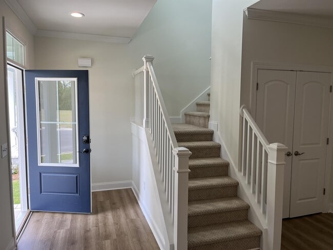 Building Photo - 102 Yellowlegs Ln