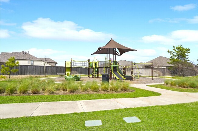 Building Photo - 30023 Vallonea Oak