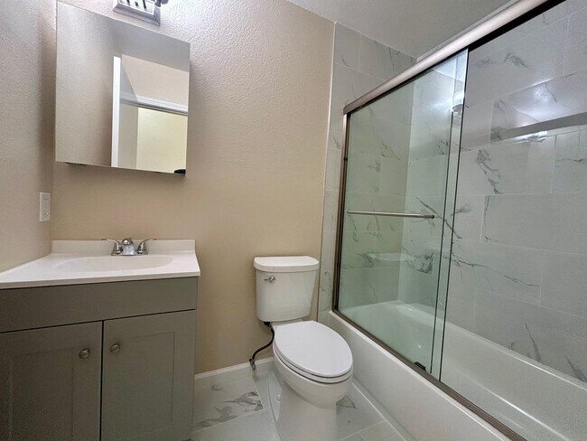 Building Photo - 1010 Grant-2A