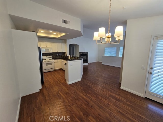 Building Photo - 3317 E Metcalf Cir