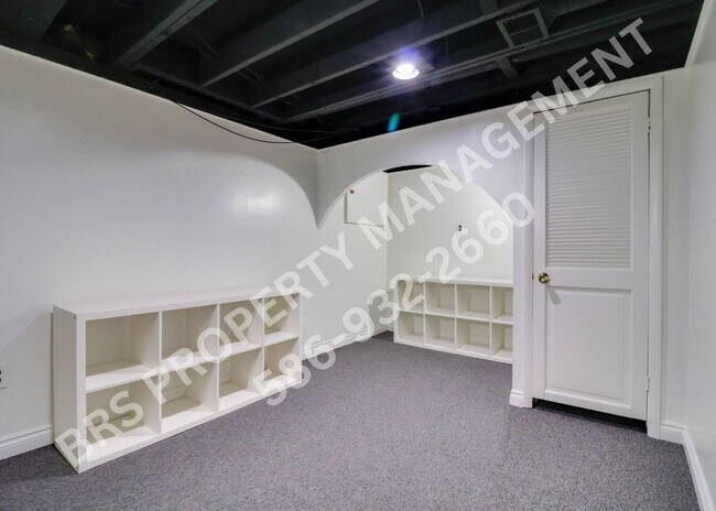 Building Photo - 14240 Brandywine Rd