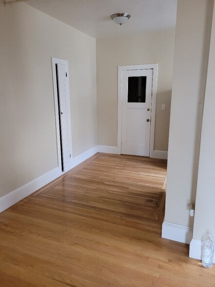 Building Photo - 2339 Hilgard Ave