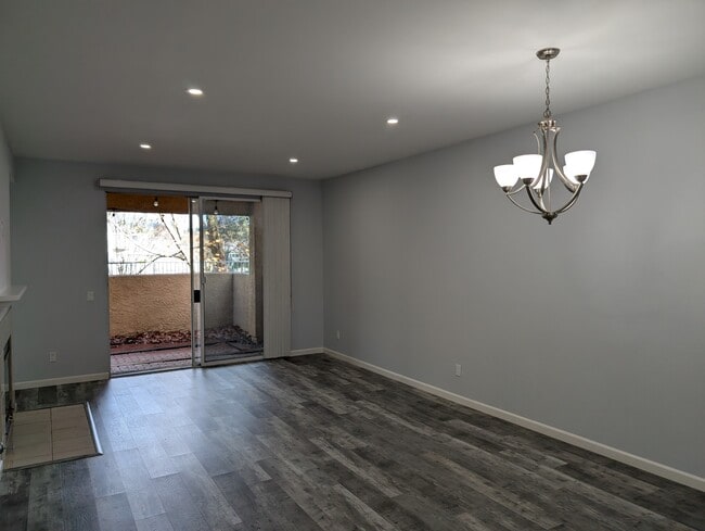 Building Photo - 24003 Arroyo Park Dr