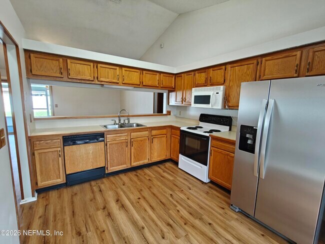 Building Photo - 1314 Cutlass Rd