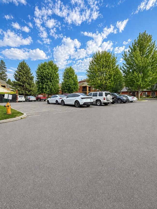 Building Photo - 6800 N Spurwing Loop