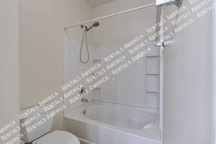 Building Photo - 6615 E Splendid Ln