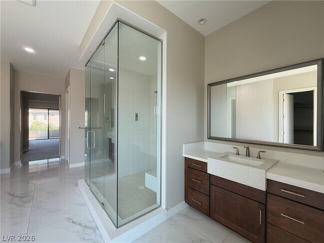 Building Photo - 2 Sugarberry Ln