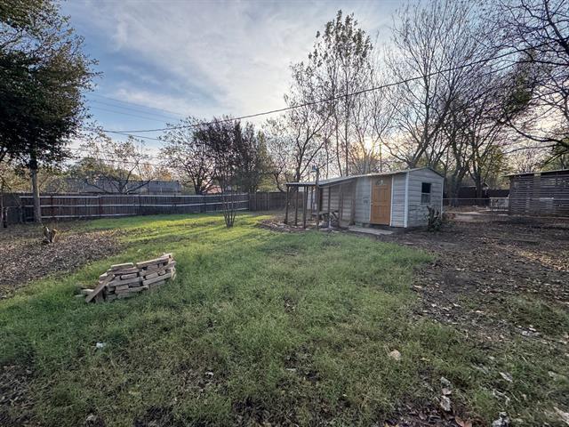 Building Photo - 309 Hillcrest St