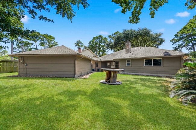 Building Photo - 11810 Rowood Dr