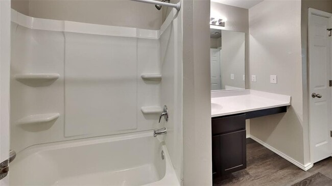 Building Photo - 5220 Mac Rd