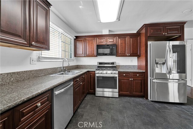 Building Photo - 6656 Cleomoore Ave