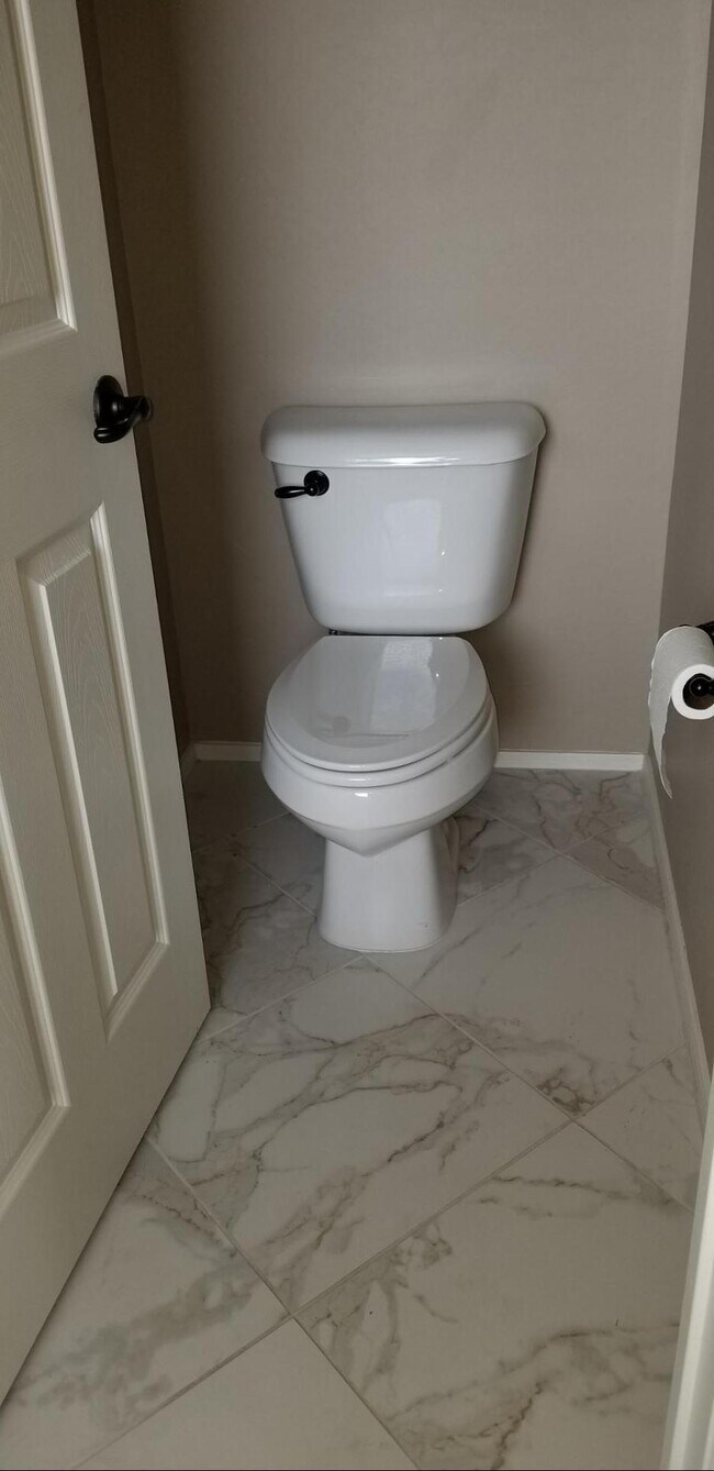 Building Photo - 2248 E Ottawa Ln