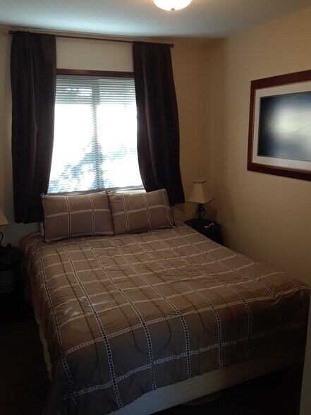 Building Photo - 1522 Mission Rd