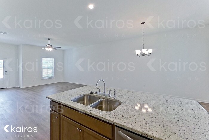 Building Photo - 101 Teddy Ln