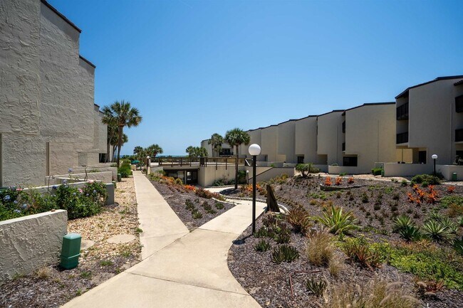 Building Photo - 5650 A1A S