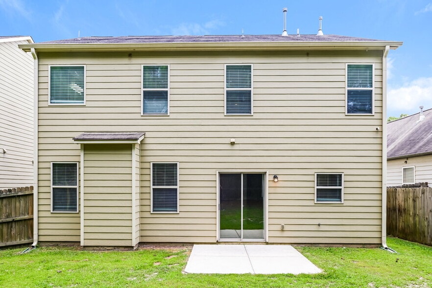Building Photo - 4325 Comfort Trail