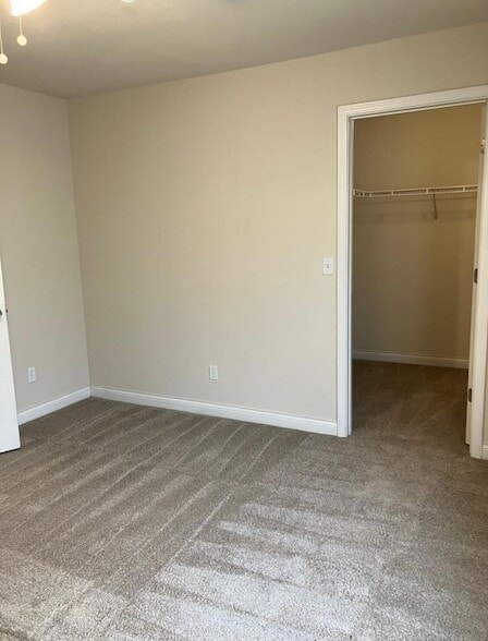 Building Photo - 1313 Rolling Rock Dr