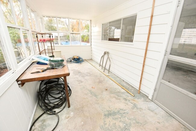 Building Photo - Inground swimming pool, 3 bedroom 1.5 bath home in South Bend IN