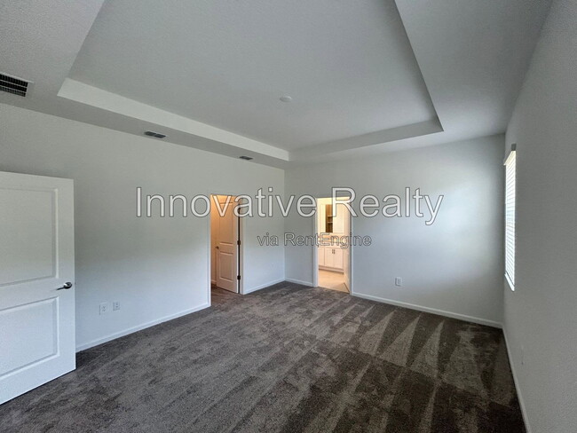 Building Photo - 699 Peroni Ave