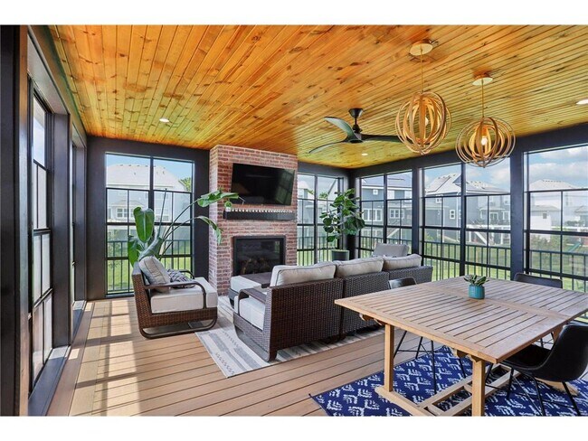 Building Photo - 4279 Arbor Dr
