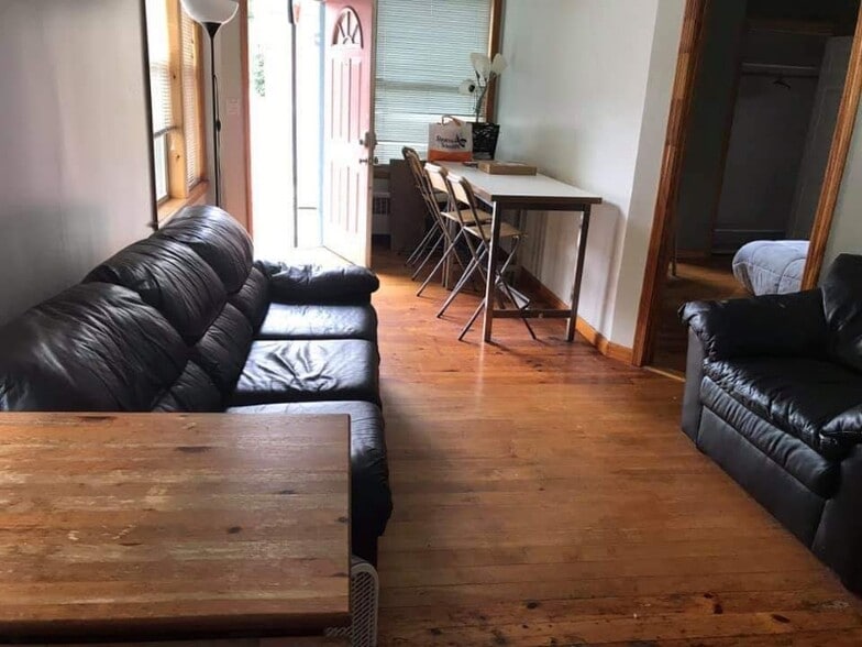 Building Photo - 252 Cypress St