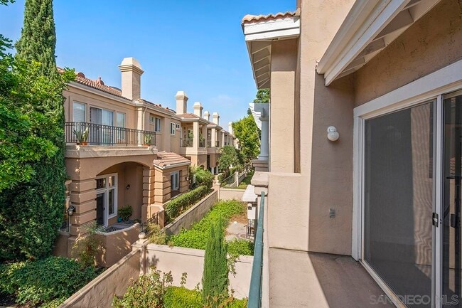 Building Photo - 7274 Shoreline Dr