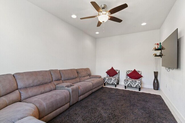 Building Photo - 3655 Branding Iron Pl