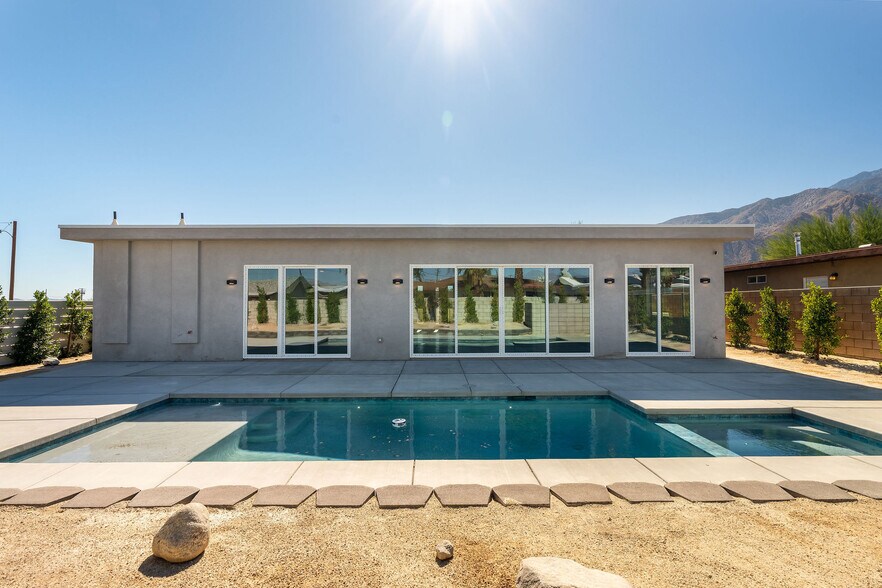 Building Photo - 416 Rosa Parks Rd