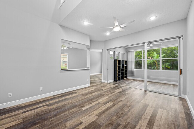 Building Photo - 3033 SE Brierwood Pl
