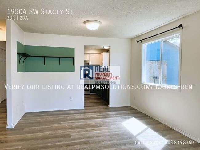Building Photo - 19504 SW Stacey St