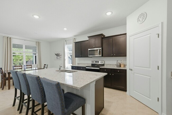 Building Photo - 5157 NW 43rd Ln Rd