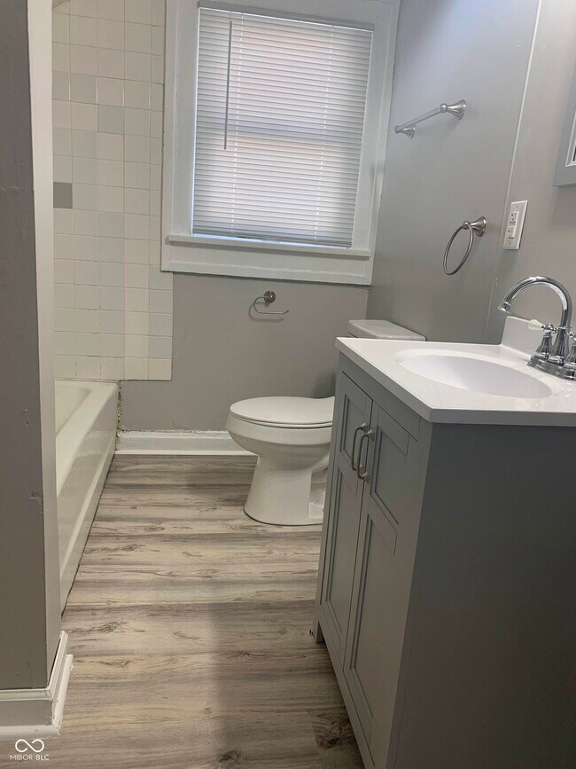 Building Photo - 4202 Carrollton Ave