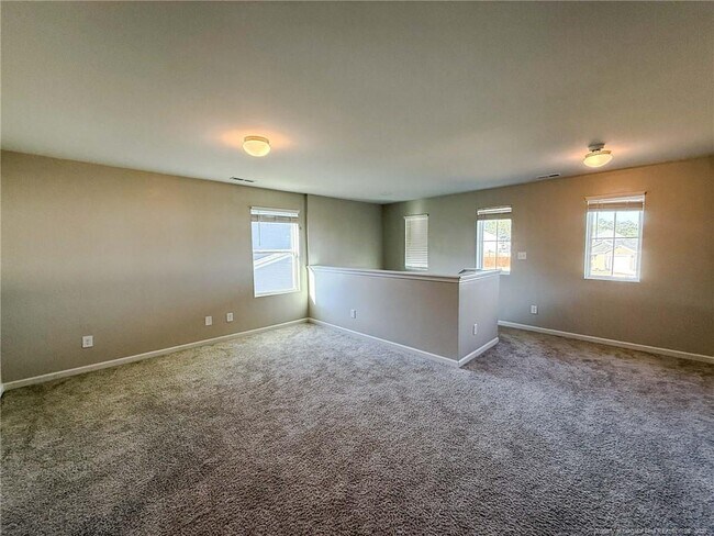 Building Photo - 475 Walters Run Dr