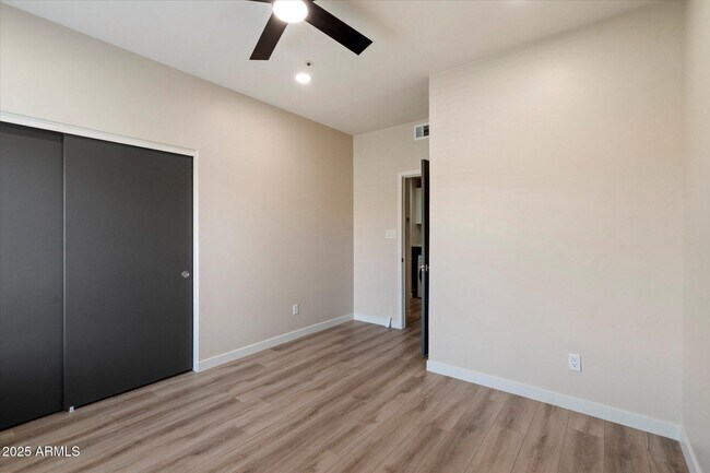 Building Photo - 9600 N 96th St