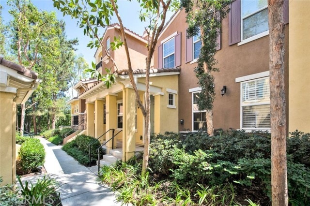 Building Photo - 1014 Timberwood