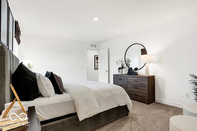 Building Photo - 3867 Andean Ct