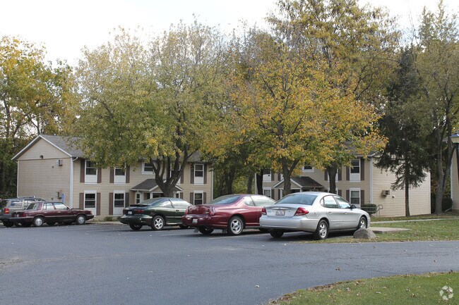 Building Photo - Highland Apartments