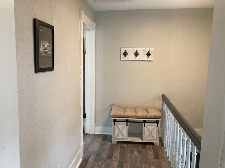 Hallway - 1504 Pierce St