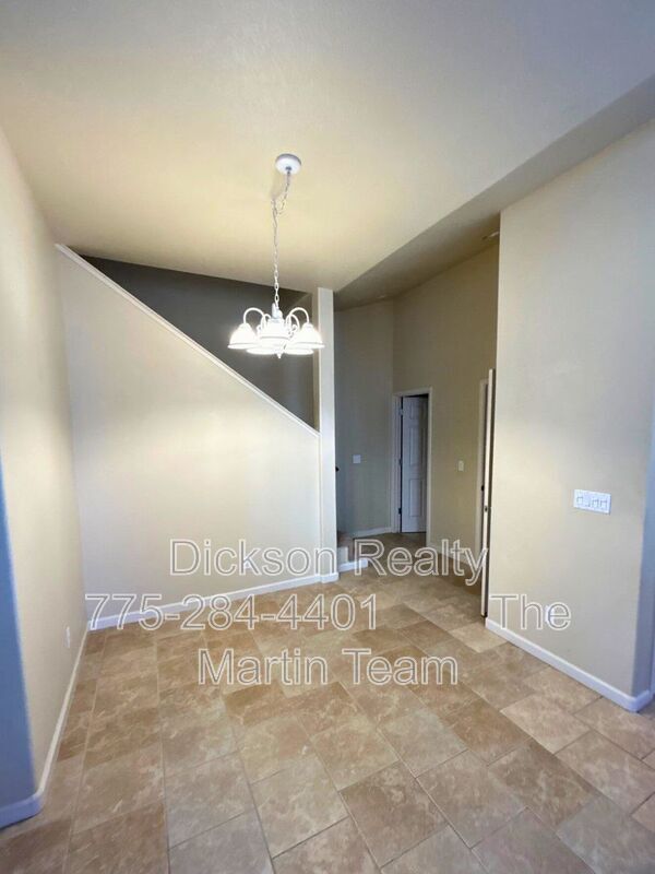 Building Photo - 5718 Pumpkin Ridge Dr