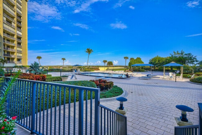 Building Photo - 100 Ocean Trail Way