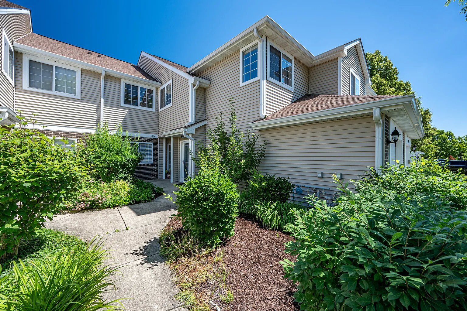 Building Photo - 1136 Cambria Ln S