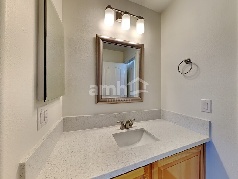 Building Photo - 2278 Laramine River Dr