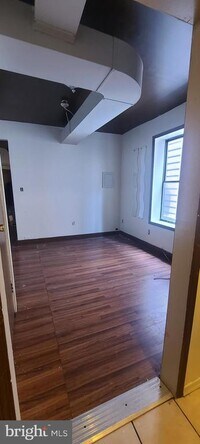 Building Photo - 4835 N Broad St